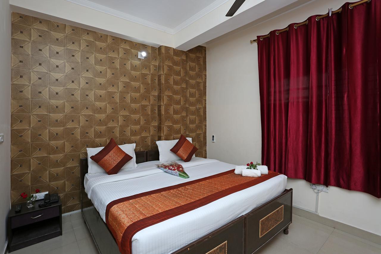 Hotel Avalon Új-Delhi Kültér fotó