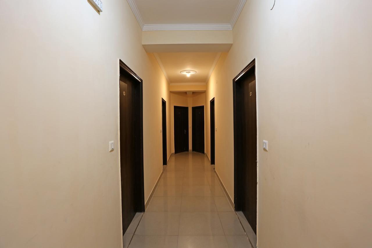 Hotel Avalon Új-Delhi Kültér fotó