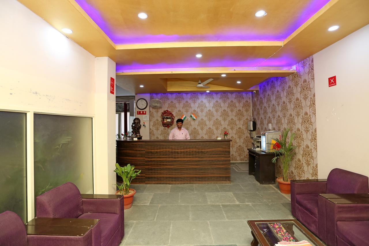 Hotel Avalon Új-Delhi Kültér fotó